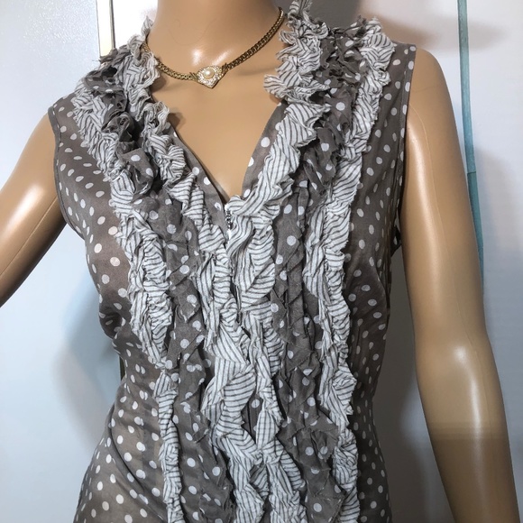 Sleeveless blouse - Picture 2 of 7